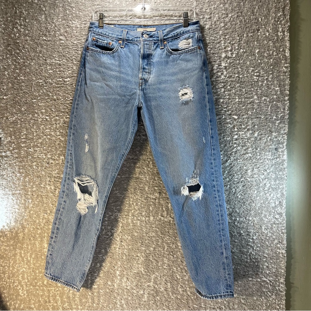 Levi’s Strauss & Co Jeans Womens 29x27 Blue Light Wash Button Fly Wedgie‎ Big E